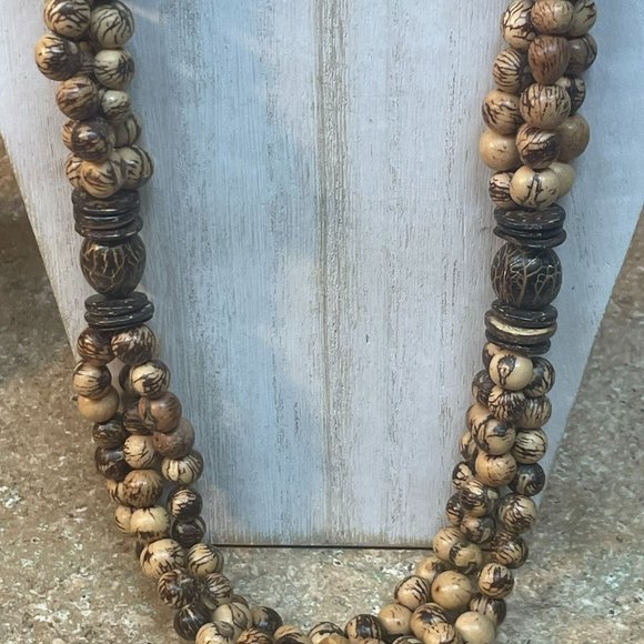 TAGUA NUT BEAUTIFULLY DESIGNED NATURAL & BROWN STYLIZED EXTRA LONG NECKLACE FT - Picture 3 of 9